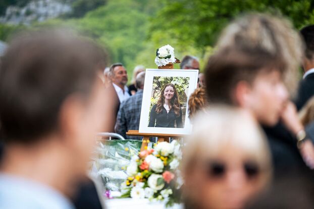 Un an après la mort de Margot Simond, les parents de la skieuse veulent la vérité