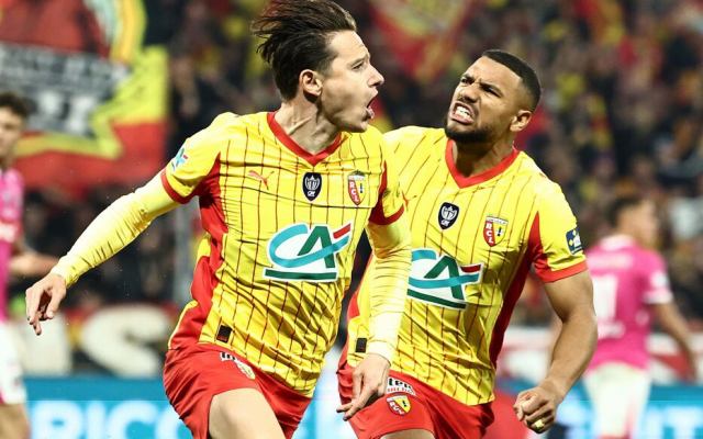 Lens file en finale de la Coupe de France après une démonstration à Bollaert