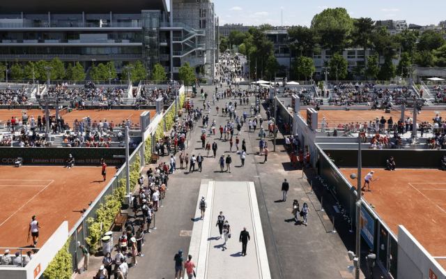 «On ne pouvait pas rêver mieux» : du soleil et de l'espoir en ce premier jour de Roland-Garros